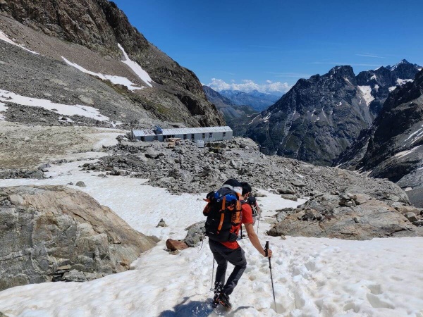 Arrivée au refuge du Pavé
