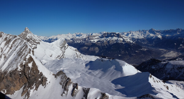 Pointe Percée depuis l'Ambrevetta