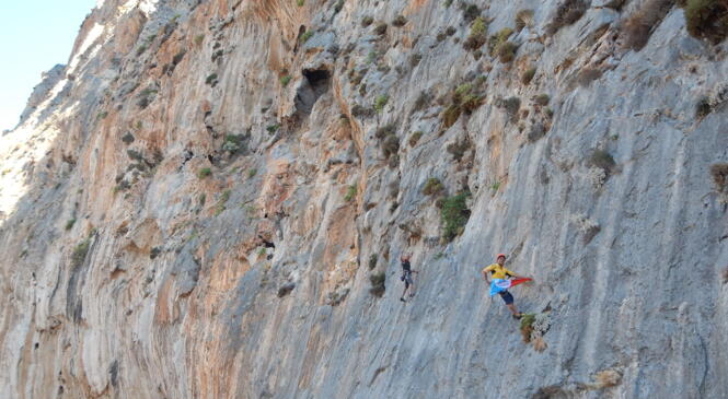 ESCALADE A KALIMNOS image article